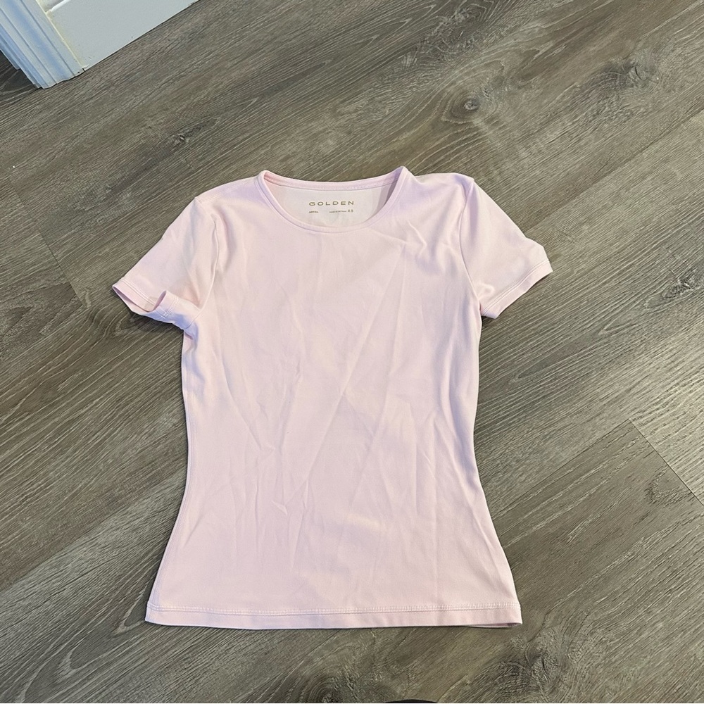Aritzia golden butter workout short sleeve top Tshirt size xsmall light pink